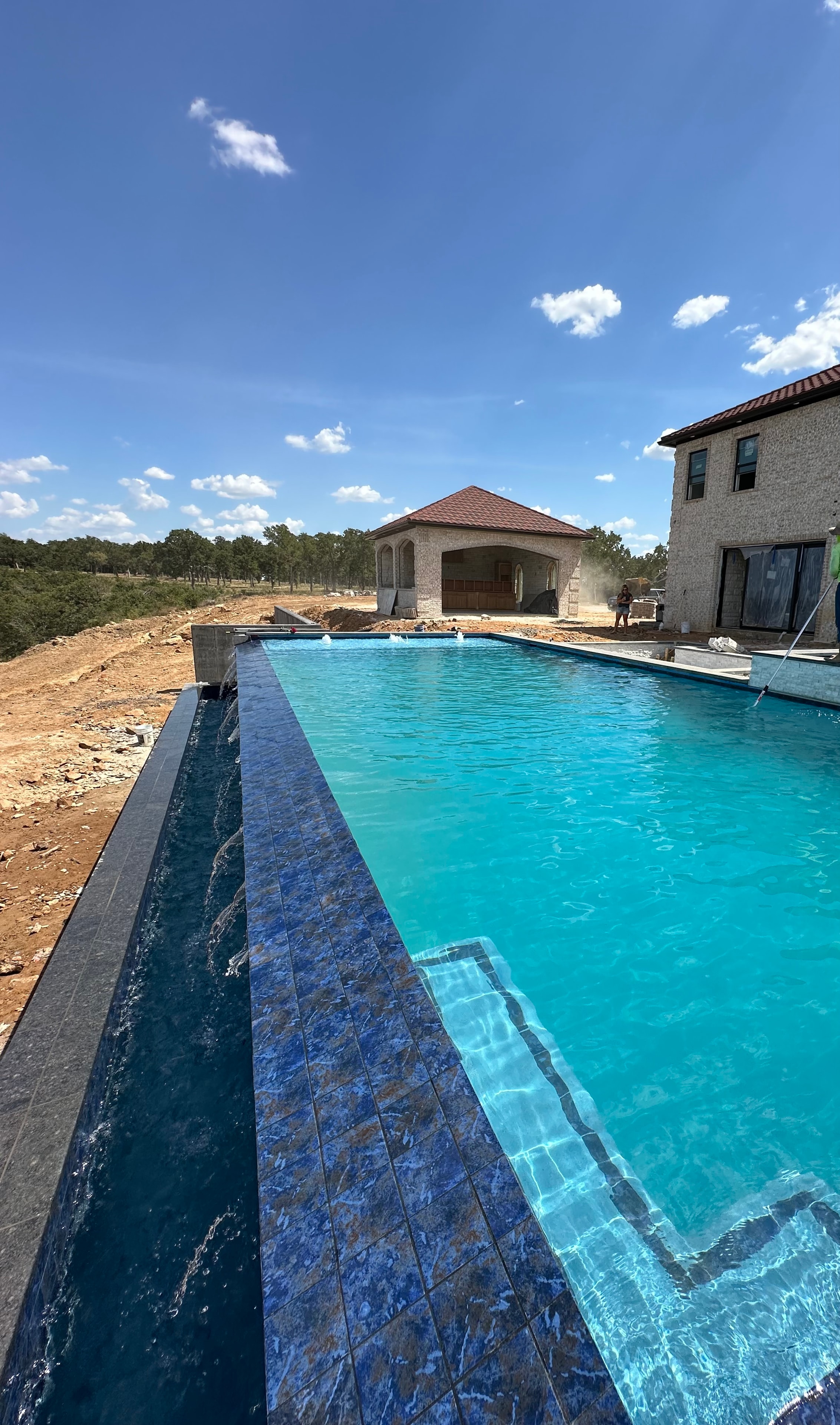Infinity edge pool under construction